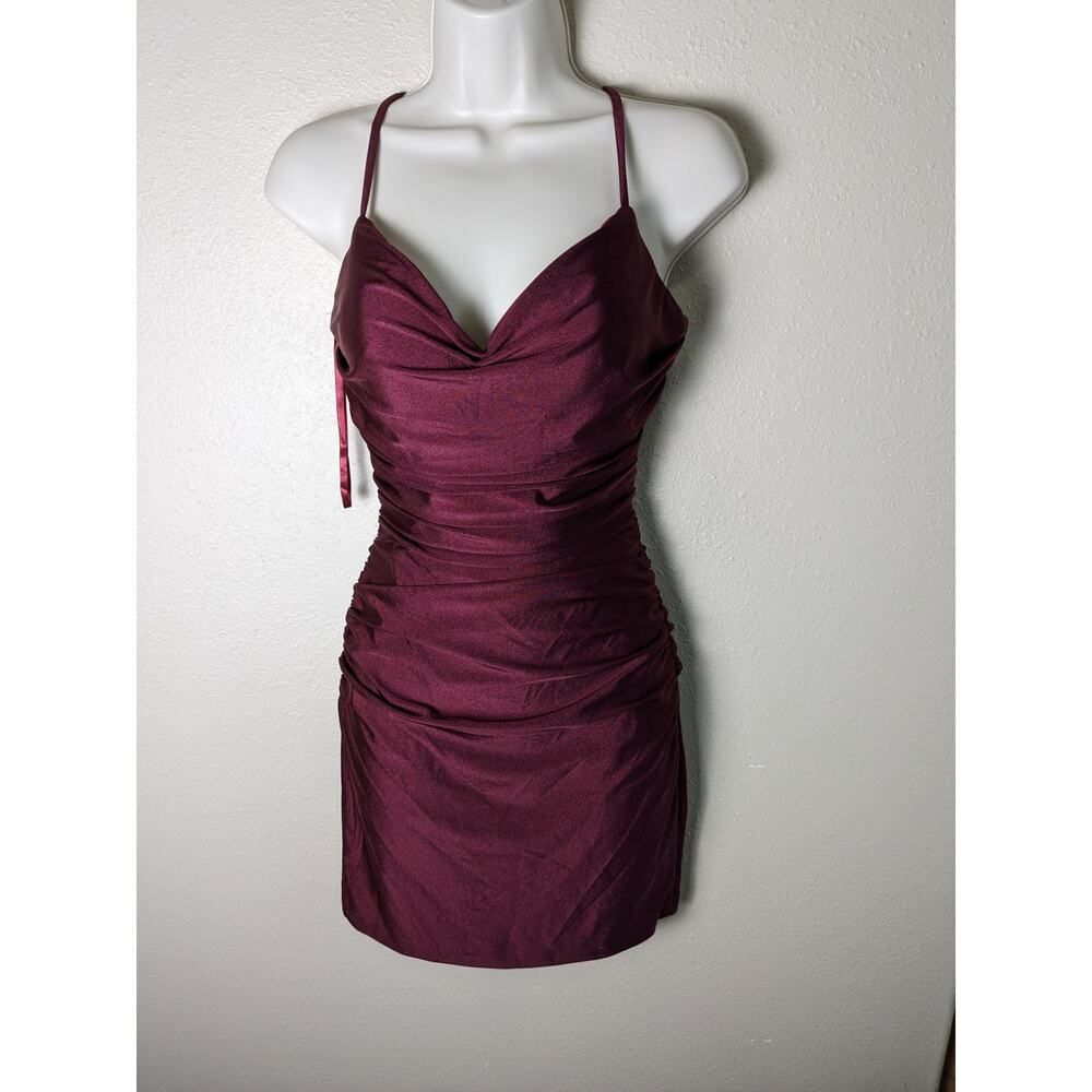 La Femme NWT V‎ Neck Jersey Prom Dark Size 00*** needs repair